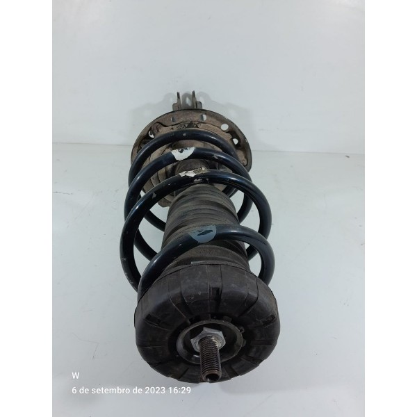 Torre Telescopio Tracker Dianteira Direita 2020/2024