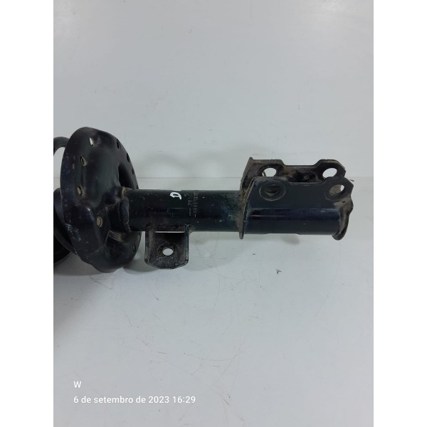 Torre Telescopio Tracker Dianteira Direita 2020/2024