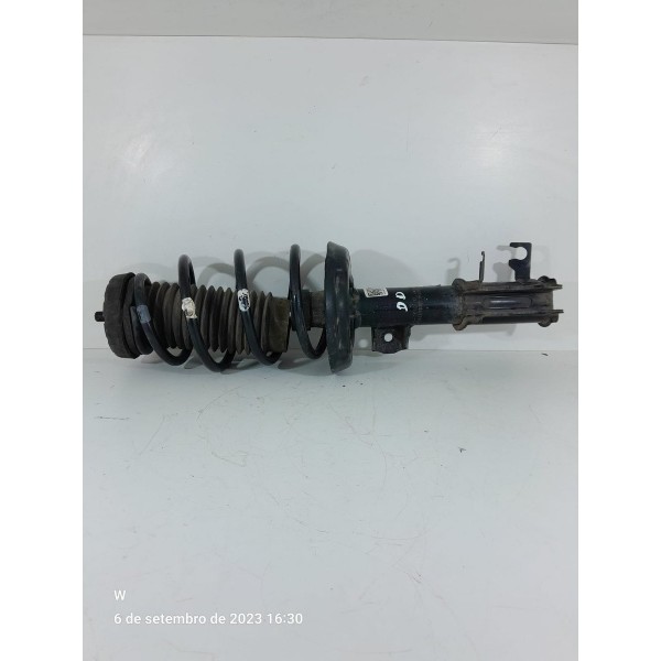 Torre Telescopio Tracker Dianteira Direita 2020/2024