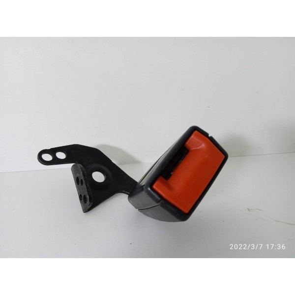 Engate Cinto Traseiro Esquerdo Mercedes C180 C200 2007/2014