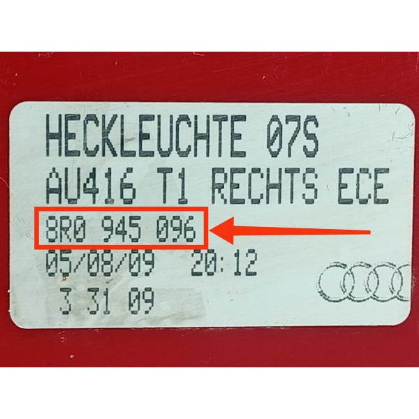 Lanterna Parachoque Audi Q5 Direita 2009/2014 8r0945096 Orig Direito/passageiro Vermelho