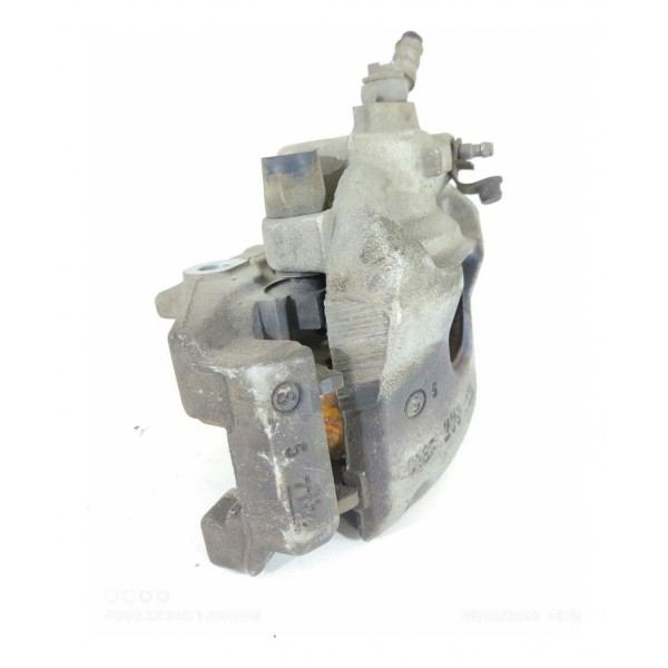 Pinça Peugeot 2008 208 Dianteira Esquerda 2020/2024 Original