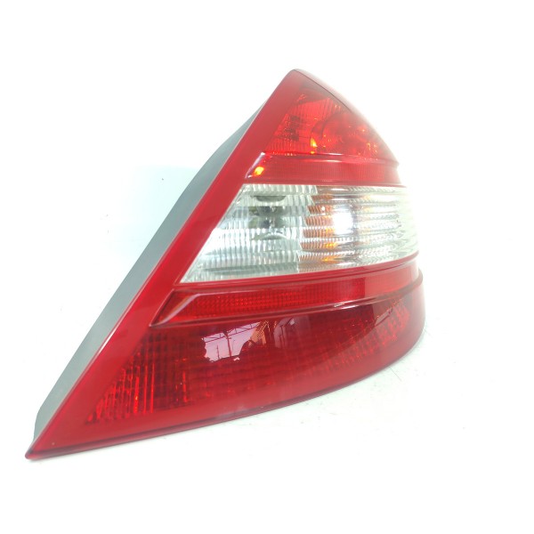 Lanterna Mercedes Slk200 2005 A 2011 Direita / 6164 Direito/passageiro Vermelho