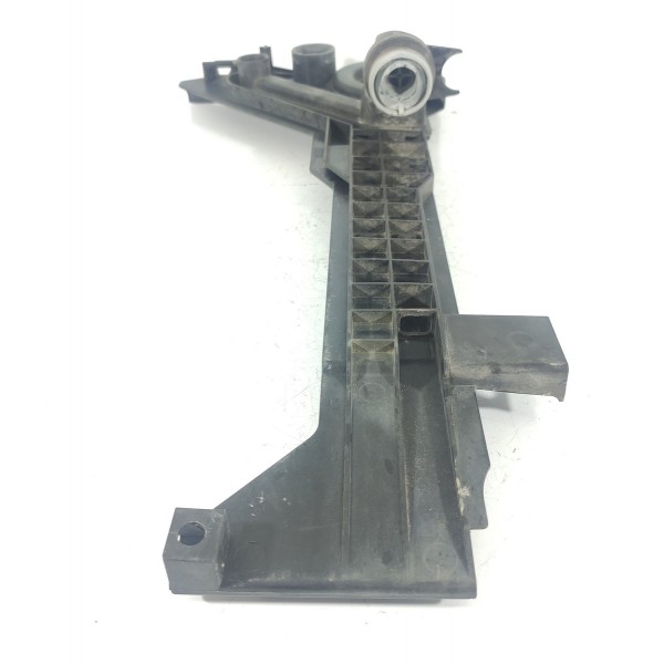 Suporte Reservatorio Radiador Bmw 320 2003/2005 17111436251