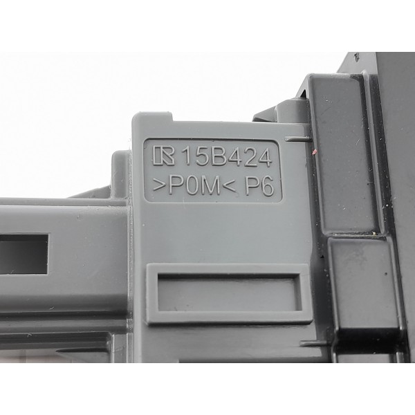 Botao Pisca Alerta Toyota Corolla 2015/2018 15b424 Preto