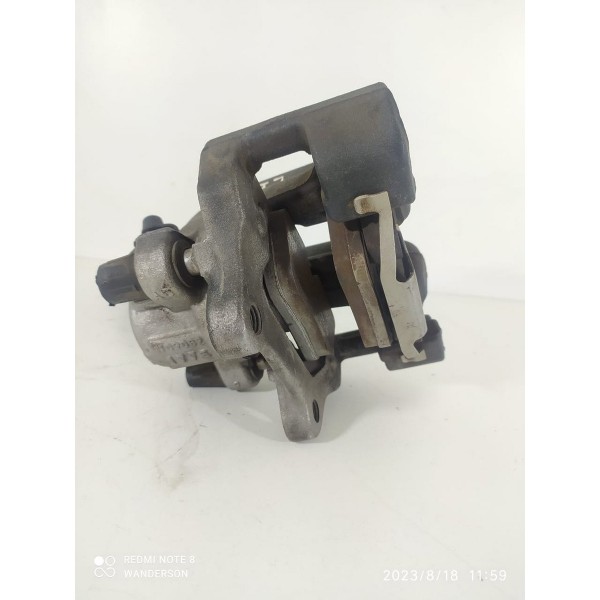 Pinça Bmw 328 Gt Traseira Esquerda 2013/2018