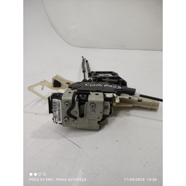 Fechadura Porta Compass Traseira Esq 2018/2024 P04589915aeb