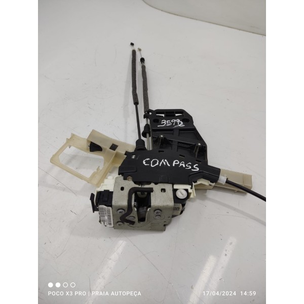 Fechadura Porta Compass Traseira Esq 2018/2024 P04589915aeb