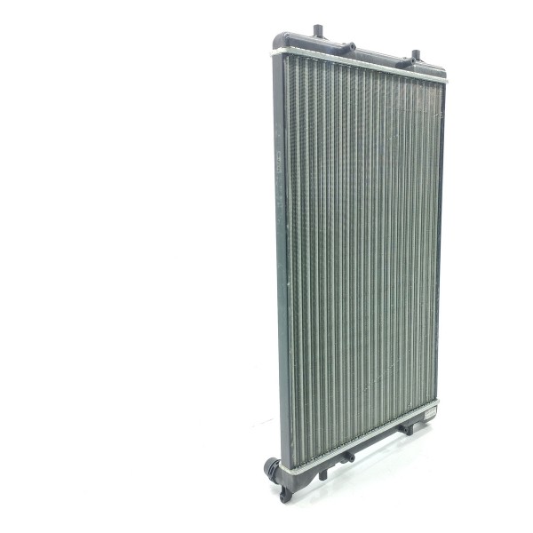 Radiador Volkswagen Bora Golf 2.0 1997/2006 1j0121253p