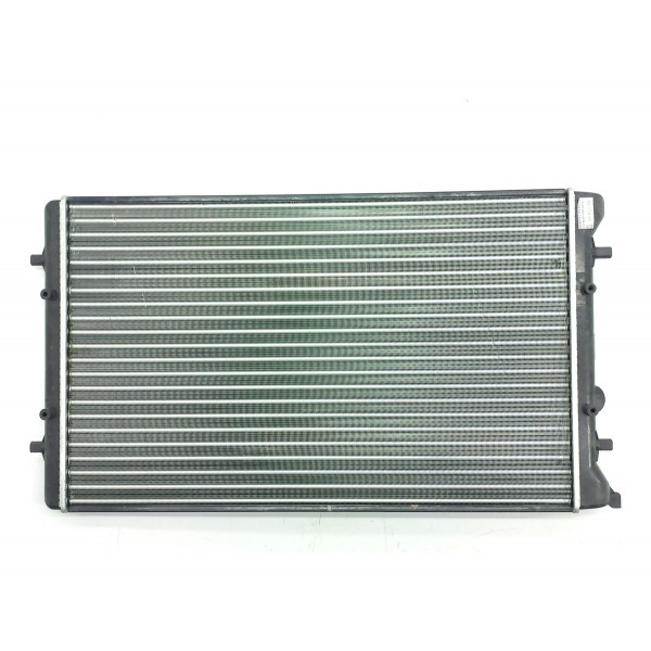 Radiador Volkswagen Bora Golf 2.0 1997/2006 1j0121253p