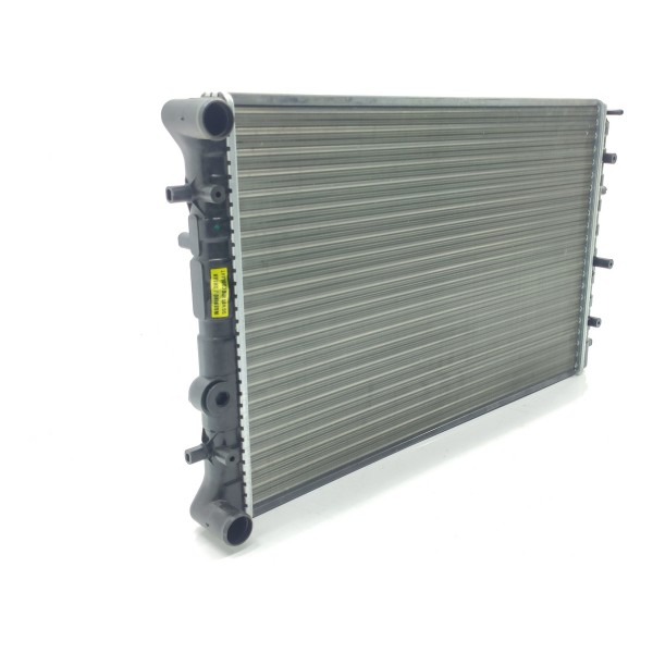 Radiador Volkswagen Gol Saveiro 1.6 2008/2016 Rmm698001m