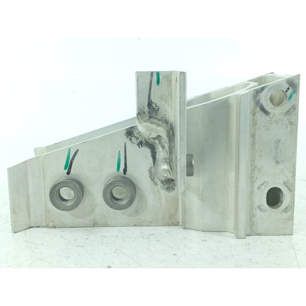 Suporte Radiador Bmw 320 330 Direito 2019/2025 742223409