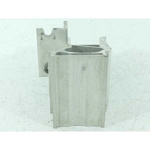 Suporte Radiador Bmw 320 330 Direito 2019/2025 742223409