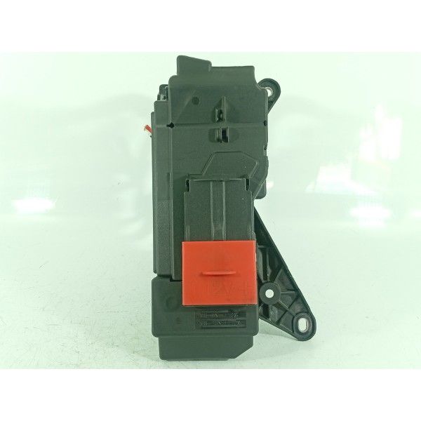 Caixa Fusiveis Bateria Mercedes C200 2022/25 Det A2065409801