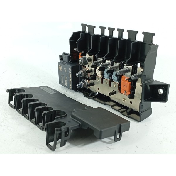 Caixa Fusiveis Mercedes C200 C300 2022/2025 A0009827406