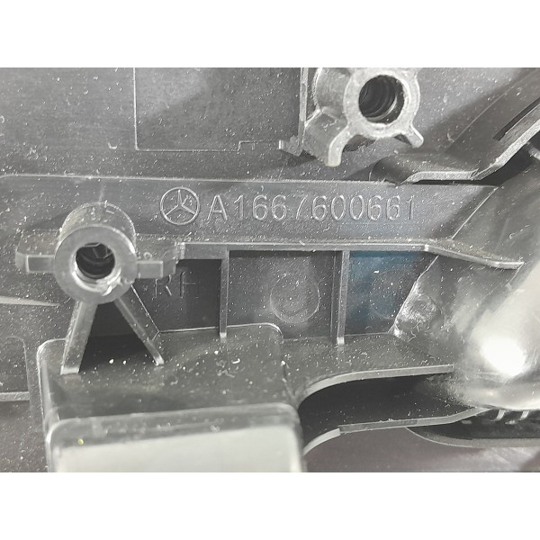 Macaneta Mercedes Ml350 Traseira Dir 2012/2015 A16676006611 Cromado Traseira