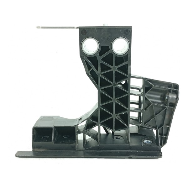 Suporte Radiador Mercedes C200 C300 Dir 2022/25 A2066201700