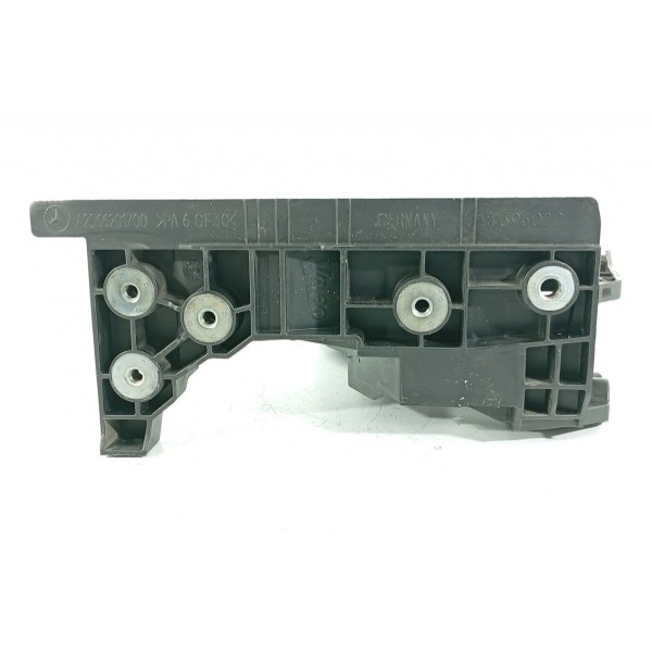 Suporte Radiador Mercedes C200 C300 Dir 2022/25 A2066201700