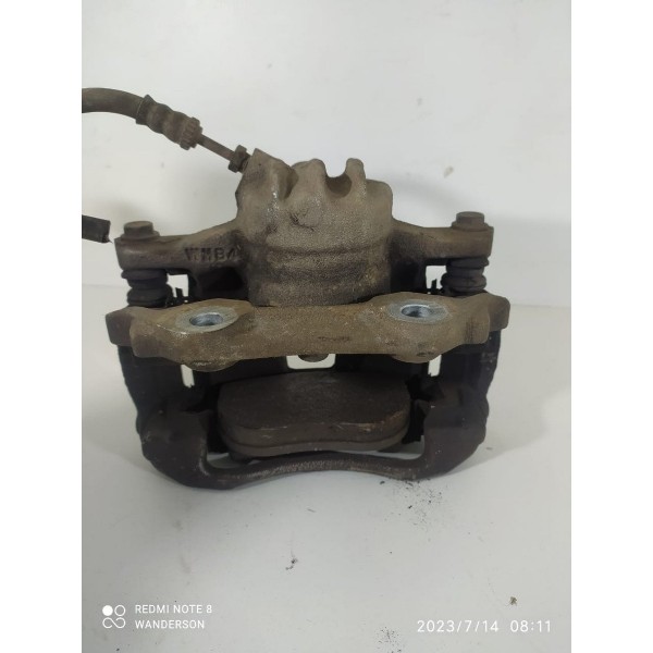 Pinça Peugeot 2008 208 Dianteira Esquerda 2017 2018 2024