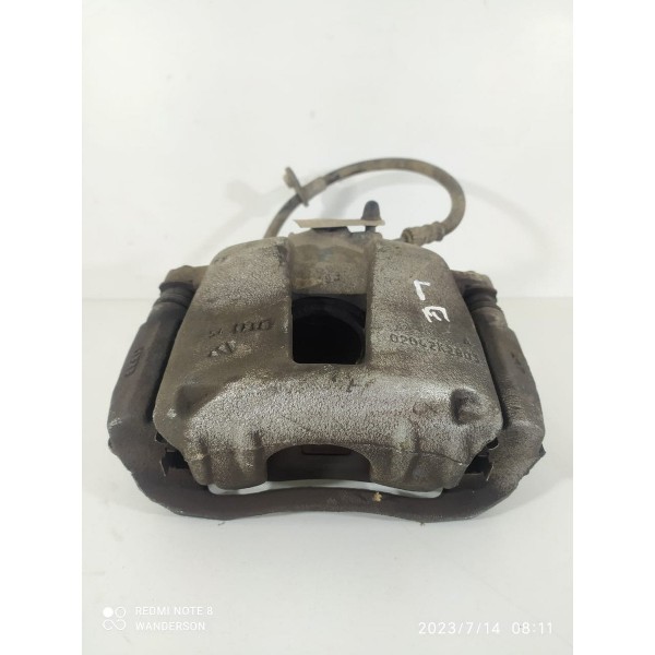 Pinça Peugeot 2008 208 Dianteira Esquerda 2017 2018 2024