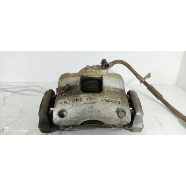 Pinça Peugeot 2008 208 Dianteira Esquerda 2020/2024