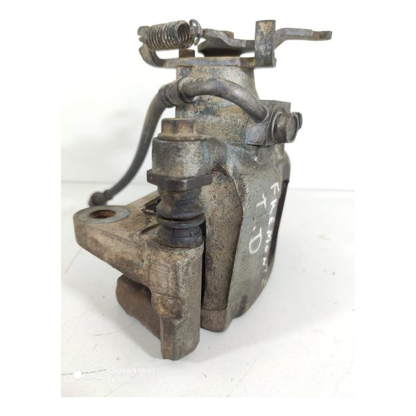 Pinca Freemont Traseira Direita 2011/2018