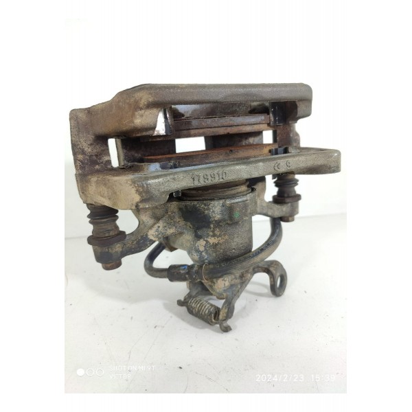 Pinca Freemont Traseira Direita 2011/2018