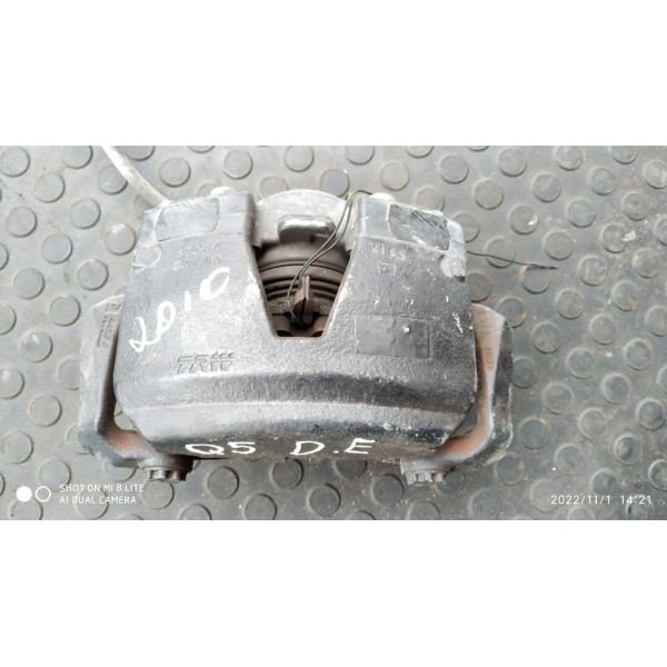 Pinça Audi Q5 2.0 Dianteira Esquerda 2009 2011 2012 2014