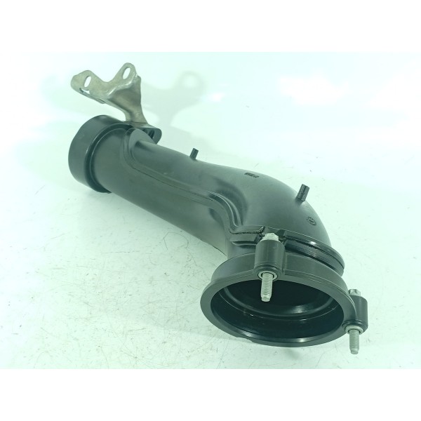 Cano Entrada Intercooler Mercedes C200 22/25 Det A2540980500 Preto