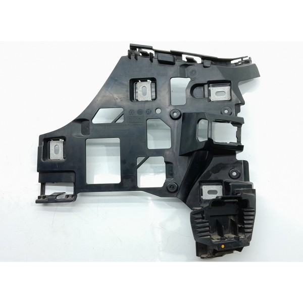 Guia Parachoque Mercedes C200 Traseiro Dir 22/25 A2068808201