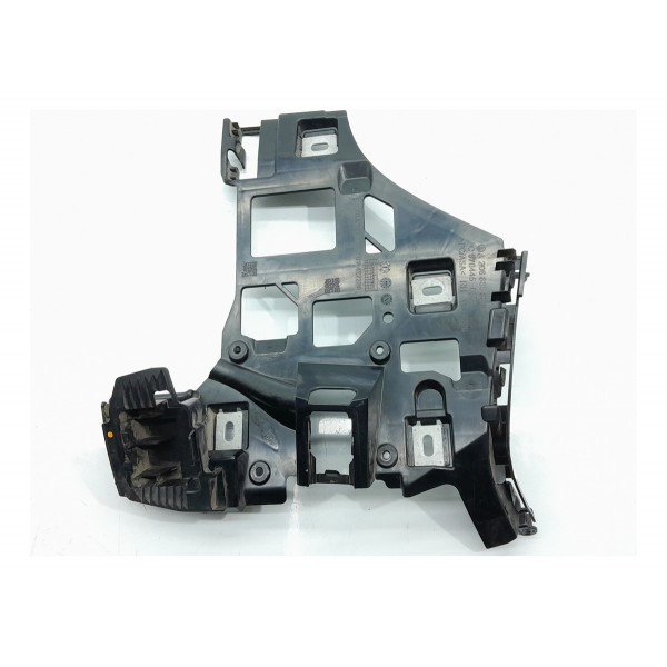 Guia Parachoque Mercedes C200 Traseiro Dir 22/25 A2068808201