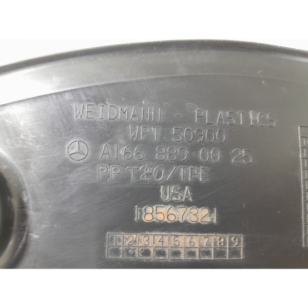 Acabamento Paralama Mercedes Ml350 Direito 12/15 A1668890025 Paralama