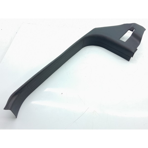 Soleira Porta Mercedes Ml350 Dianteira Dir 12/15 A1666800035 Preto