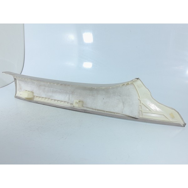 Moldura Coluna Parabrisa Mercedes Ml350 Esquerd 2012/2015