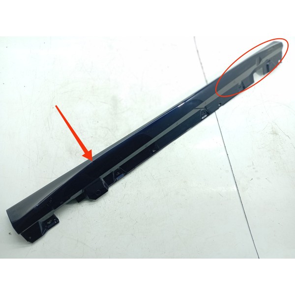 Spoiler Lateral Mercedes C200 C300 Direito 22/25 A2066982400 Azul-escuro