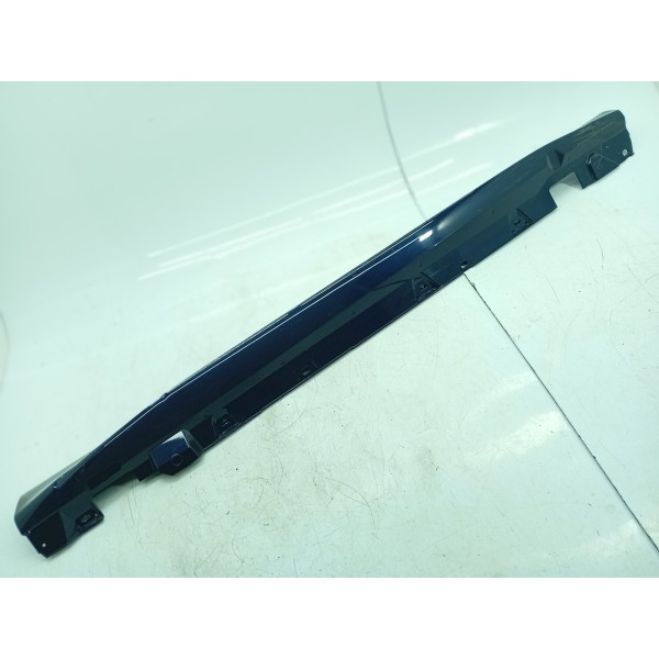 Spoiler Lateral Mercedes C200 C300 Direito 22/25 A2066982400 Azul-escuro