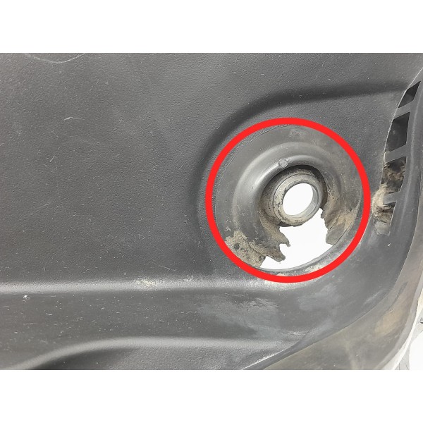 Grade Parabrisa Mercedes Ml350 2012/2015 A1668300028 Det Preto Fosco