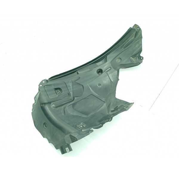 Parabarro Mercedes C200 C300 Dianteiro Direito Post 22/25