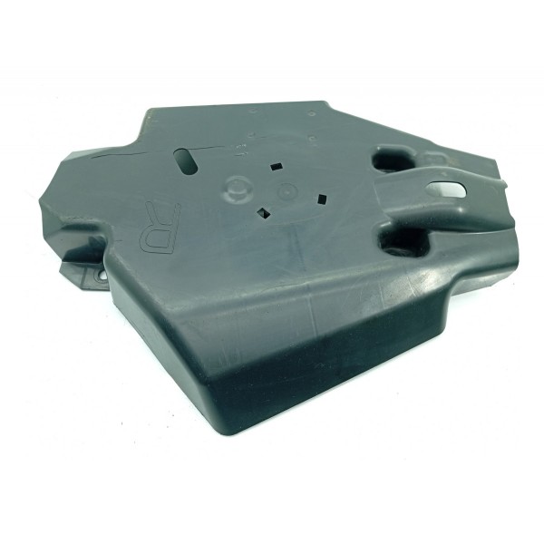 Protetor Bandeja Mercedes C200 Tras Dir 22/25 A2063528201