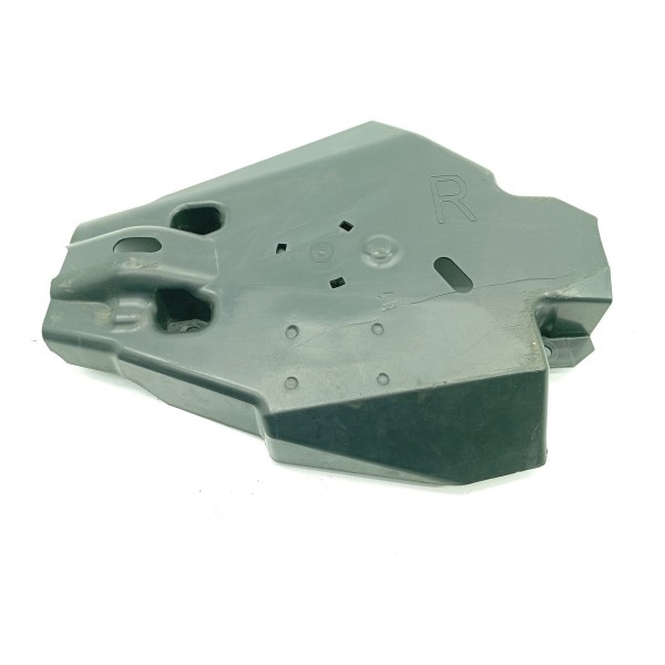 Protetor Bandeja Mercedes C200 Tras Dir 22/25 A2063528201