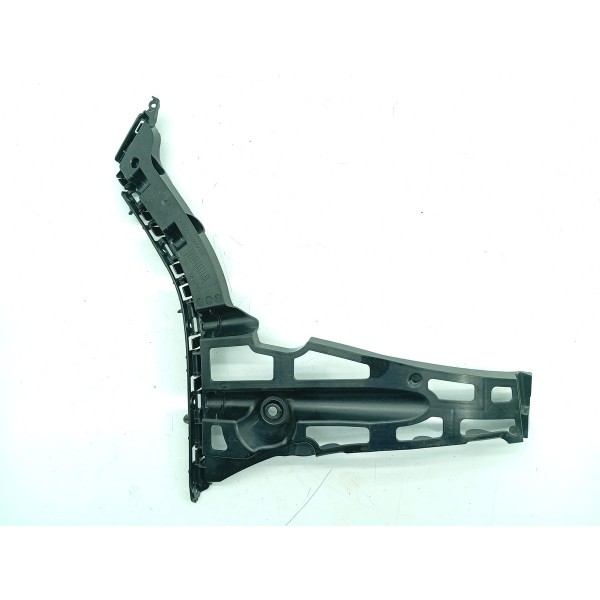 Suporte Guia Parachoque Mercedes C200 Traseiro Esq 2022/25