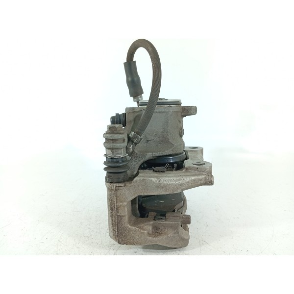 Pinca Freio Mercedes C200 C300 Traseira Esq 2022/2025