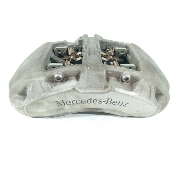 Pinca Freio Mercedes C200 C300 Dianteira Direita 2022/2025