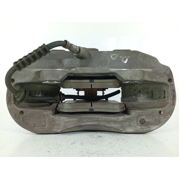 Pinca Freio Mercedes C200 C300 Dianteira Direita 2022/2025