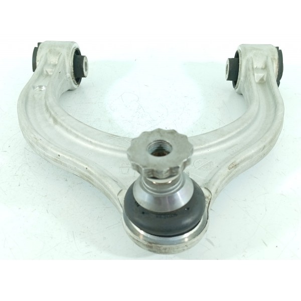 Bandeja Balanca Mercedes C200 1.5 Sup Direita 2022/2025