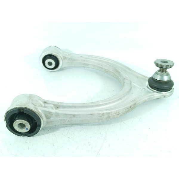 Bandeja Balanca Mercedes C200 Sup Esquerda 2022/2025