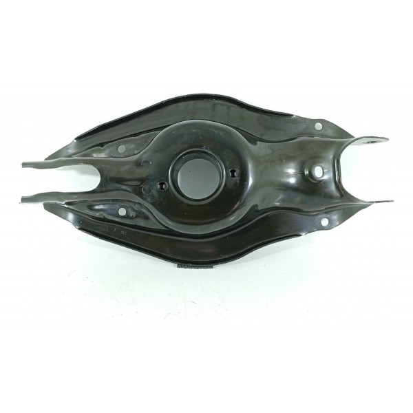 Bandeja Mercedes C200 C300 Traseira 2022/2025 A2063520100