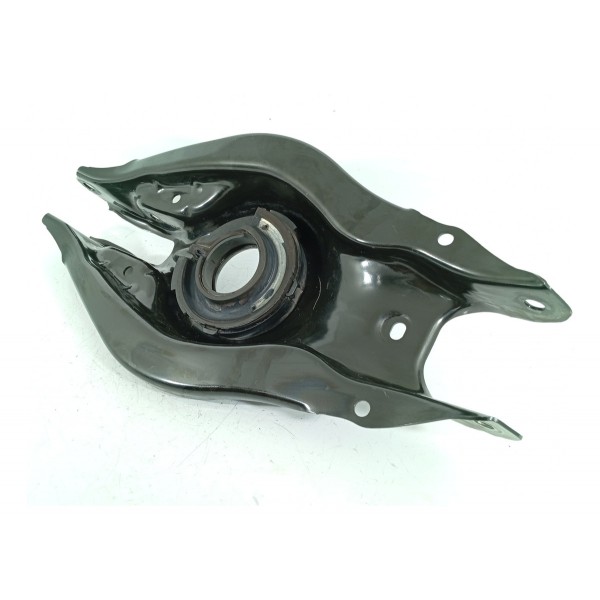 Bandeja Mercedes C200 C300 Traseira 2022/2025 A2063520100