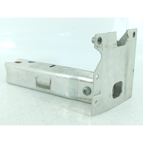 Suporte Alma Mercedes C200 Dianteira Dir 22/25 A2066200300