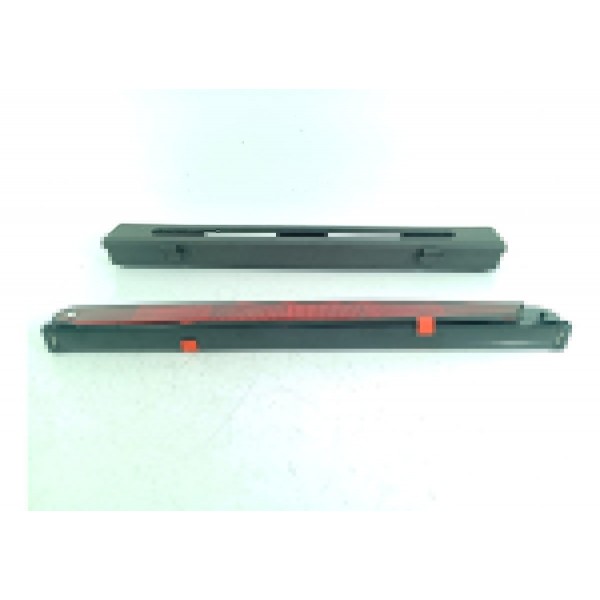 Triangulo Seguranca Mercedes C200 C300 2022/25 A0008900597